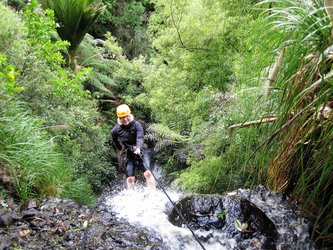 rsz 1img 1259 waterfall abseil